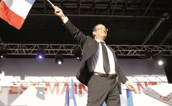 Présidentielle française : Hollande toujours donné vainqueur dans les sondages