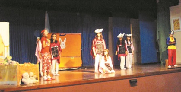 Fès abrite le Forum des troupes de théâtre professionnel