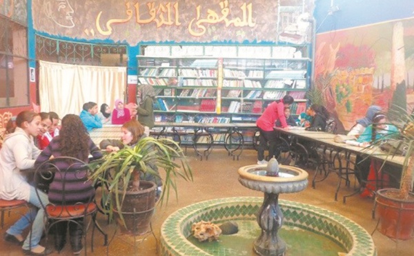 Noureddine Akchani: Les cafés culturels contribuent à transmettre l'action culturelle aux régions enclavées du Maroc