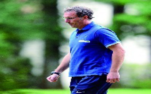 Groupe D : Pas de chèque en blanc pour le Président