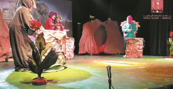 Le Théâtre Tafoukt présente “Aferziz” à Dakar