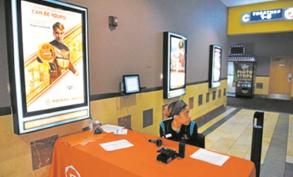 A cause du Covid-19, le box-office nord-américain au plus bas
