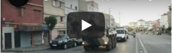 L'armée dans les rues de Casablanca saluées par les applaudissements des habitants