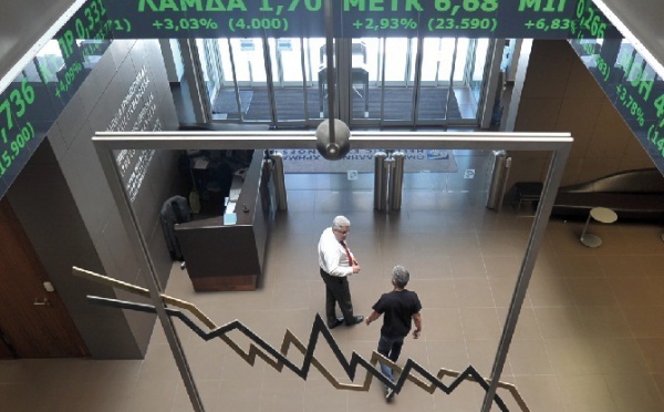 Crise dans la zone Euro : En Grèce, les banques jouent leur survie au quotidien