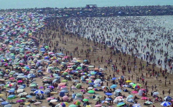 Le thermomètre titillera les 48 degrés d’ici jeudi : L’été est là, la canicule aussi