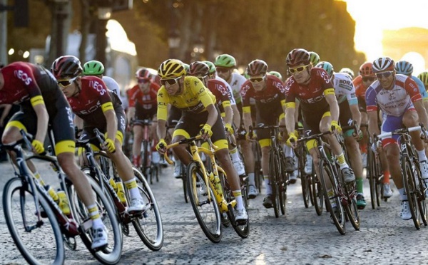 La menace sur le Tour de France fait craindre une catastrophe pour le cyclisme
