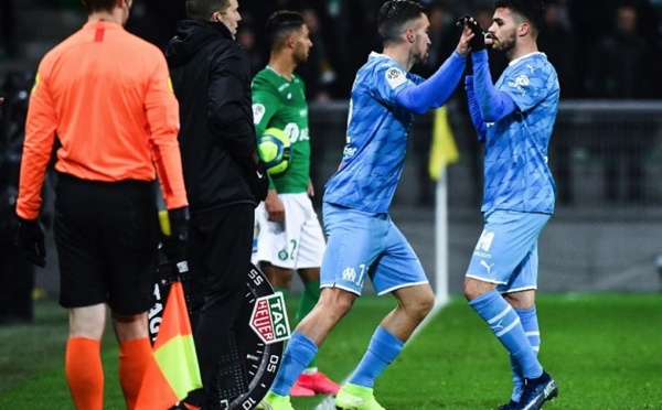 La Fifa propose cinq remplacements pour la reprise