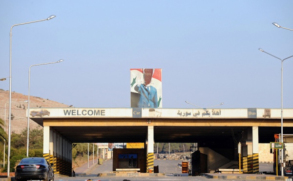 La rébellion syrienne contrôle des postes-frontières et affronte l’armée à Alep