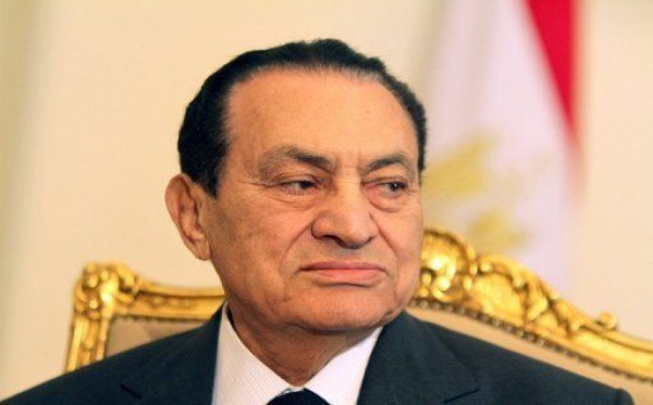 Egypte: De nouveaux fonds appartenant à Hosni Moubarak découverts et gelés en Suisse