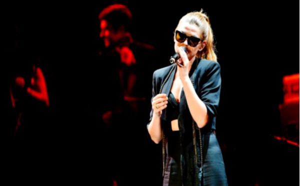 ​SOS orchestre : Melody Gardot fait  swinguer les réseaux