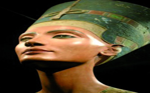 Vieux d'environ 3.400 ans : Berlin va célébrer le centenaire de la découverte du buste de Néfertiti