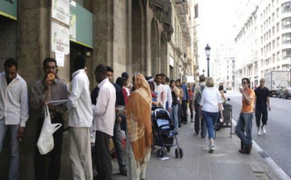Les sans-papiers exclus de toute couverture sociale : Sept gouvernements autonomes espagnols expriment leur désapprobation