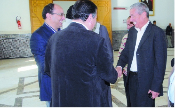 Maître Berrada cherche à impliquer l’USFP dans le dossier opposant Moulay Hicham à Abdelhadi Khaïrat : Le tribunal opte pour le report en vue d’une éventuelle réconciliation