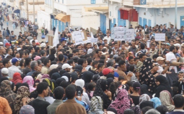 De violents affrontements entre jeunes et forces de l’ordre : Sidi Ifni sous haute tension