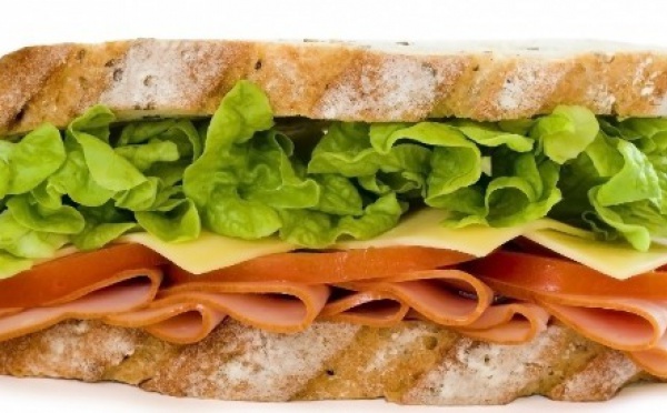 Interdiction de manger des sandwichs dans le centre-ville de Rome !