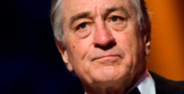 Robert De Niro et des célébrités mènent une campagne pour le port du masque