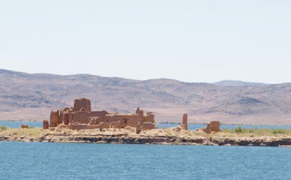 Prisonnière du lac de retenue du barrage El Mansour Eddahbi : Le long combat des propriétaires de la Kasbah Tigremt N'Ait Idar
