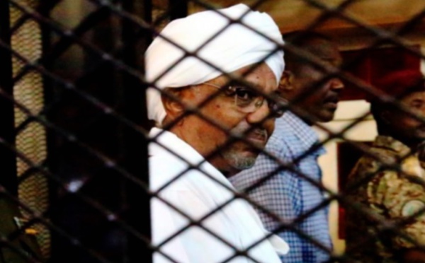 Omar el-Béchir, de la présidence  soudanaise à la prison de Kober