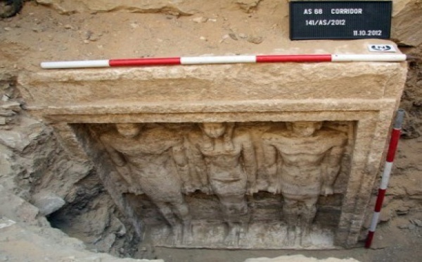 Egypte : Découverte d’une tombe datant de 2500 ans avant J-C