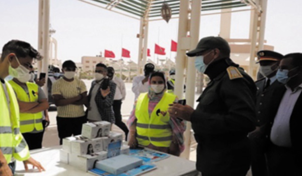 ​Distribution de masques  de protection à Laâyoune