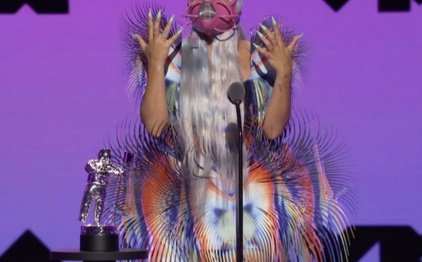 Lady Gaga brille aux MTV Video Music Awards