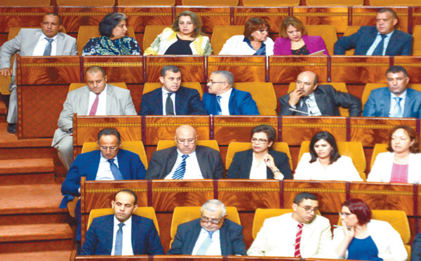 Les essais cliniques du vaccin anti-Covid chinois s'invitent sous la Coupole