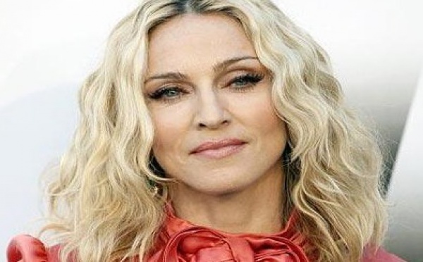 People : Le corset de Madonna vendu à 40000€
