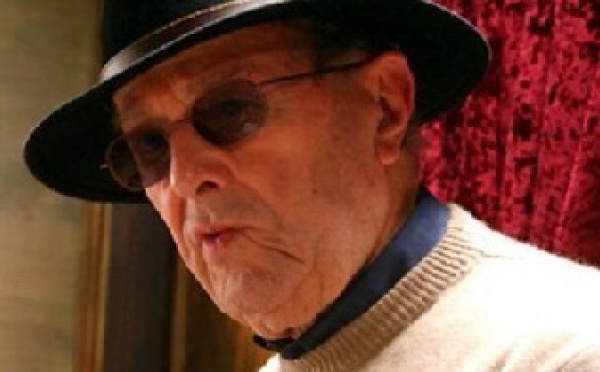 Doyen des cinéastes en activité : Manoel de Oliveira fête ses 104 ans, toujours au travail