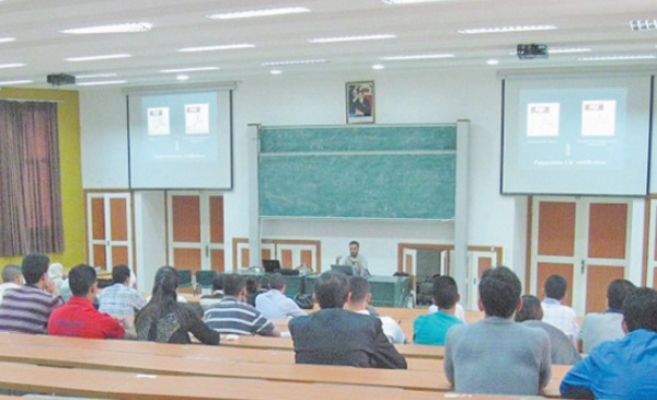 L'enseignement supérieur compte 1.079.000 étudiants