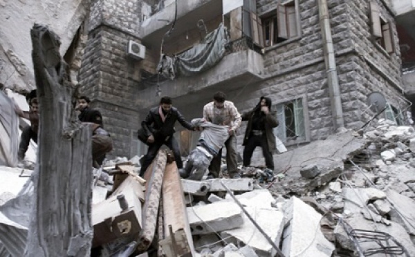 L’aviation syrienne poursuit ses raids contre les civils