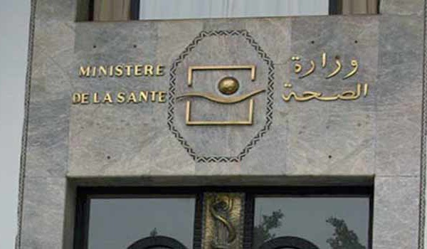 Partenariat et contractualisation. Réponse du ministre de la Santé au déficit en personnel médical