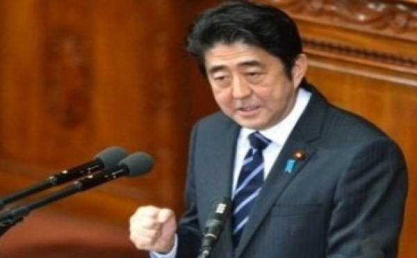 Le Premier ministre du Japon  veut amender la Constitution