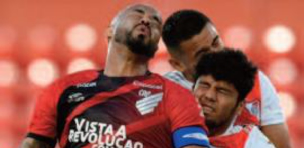 Foot, rugby, cyclisme : Comment réduire les commotions