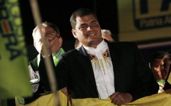 Rafael Correa, aisément réélu dès le premier tour