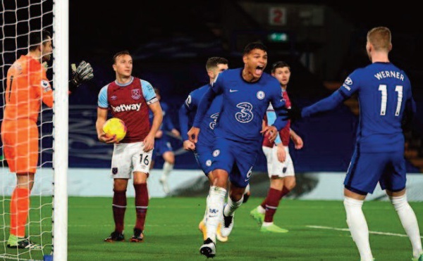 Premier League: Chelsea s'accroche mais ne convainc pas