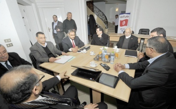 Un brin d’espoir pour  la sortie de crise en Tunisie