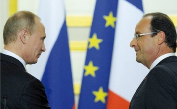 Le président Hollande à Moscou pour dégeler ses relations avec Poutine