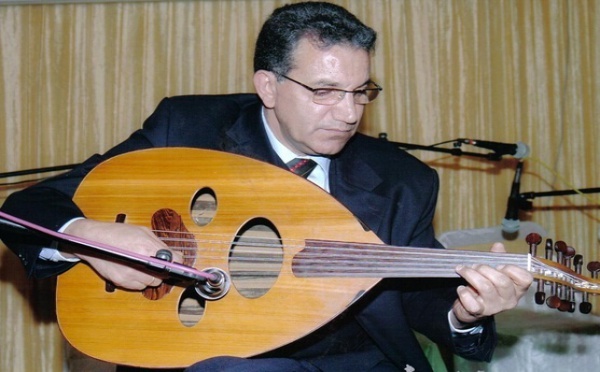 L’artiste Haj Youness et la poétesse Yolanda Aldon animent une soirée musicale