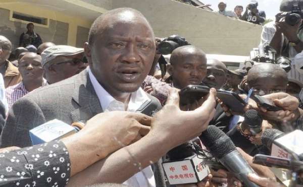 Uru Kenyatta en tête de la  présidentielle devant Raila Odiga