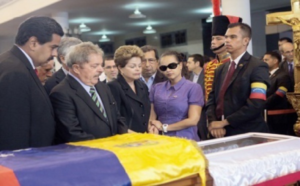 Chefs d'Etat latino-américains et alliés controversés aux obsèques d’Hugo Chavez