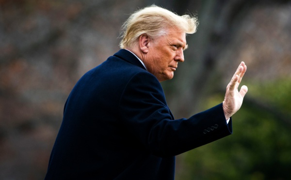 YouTube suspend la chaîne de Trump et supprime une vidéo pour “ risque de violence ”
