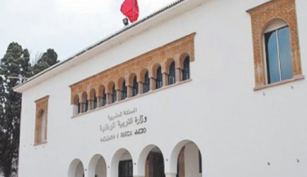 Vaste mouvement parmi les directeurs provinciaux de l'éducation nationale