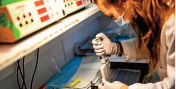 Le séquençage, cet indispensable outil pour traquer le virus