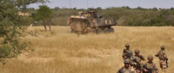 Une centaine de jihadistes tués lors d' une opération franco-malienne