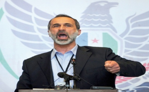 Le chef de l'opposition syrienne jette l’éponge