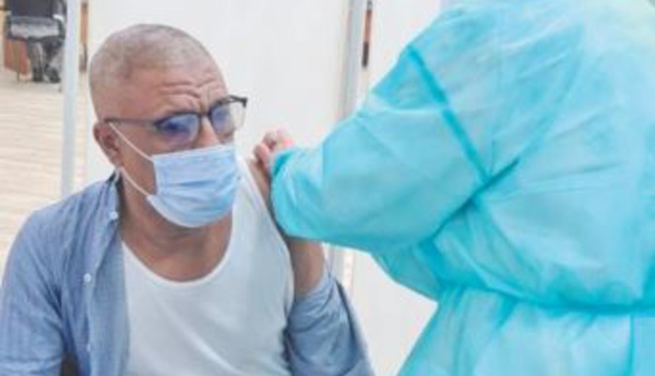 Le président du conseil de la préfecture de Skhirat-Témara se fait indûment vacciner