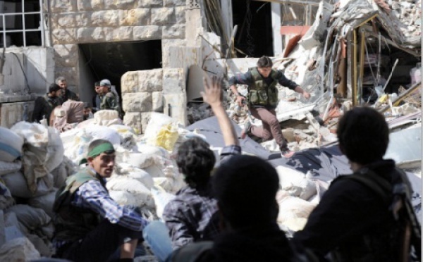 Un massacre à Tall Kalakh en Syrie fait une dizaine de morts