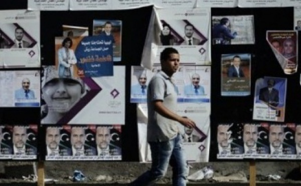 Un projet de loi sur l’exclusion politique des pro-Kadhafi fait monter la tension en Lybie