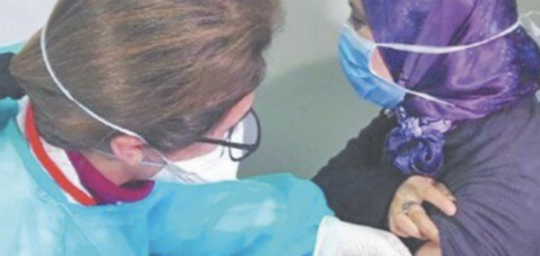 Covid-19 : La campagne de vaccination élargie aux 60-64 ans et aux personnes atteintes de maladies chroniques