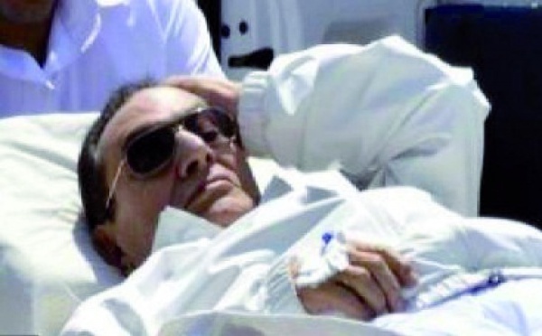 Hosni Moubaraksort de l’hôpital… pour la prison